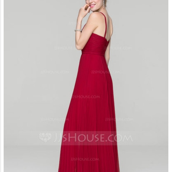 Evening dress-never worn! - Picture 3 of 3